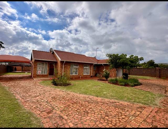3 BEDROOM HOUSE FOR SALE IN CHANTELLE